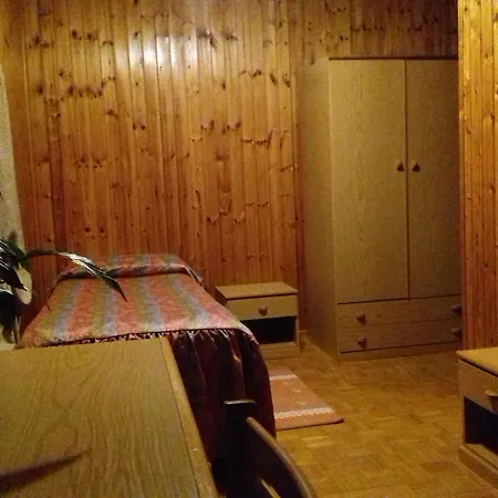 Hotel Cuney 2* Nus