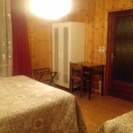 Hotel Cuney 2* Nus